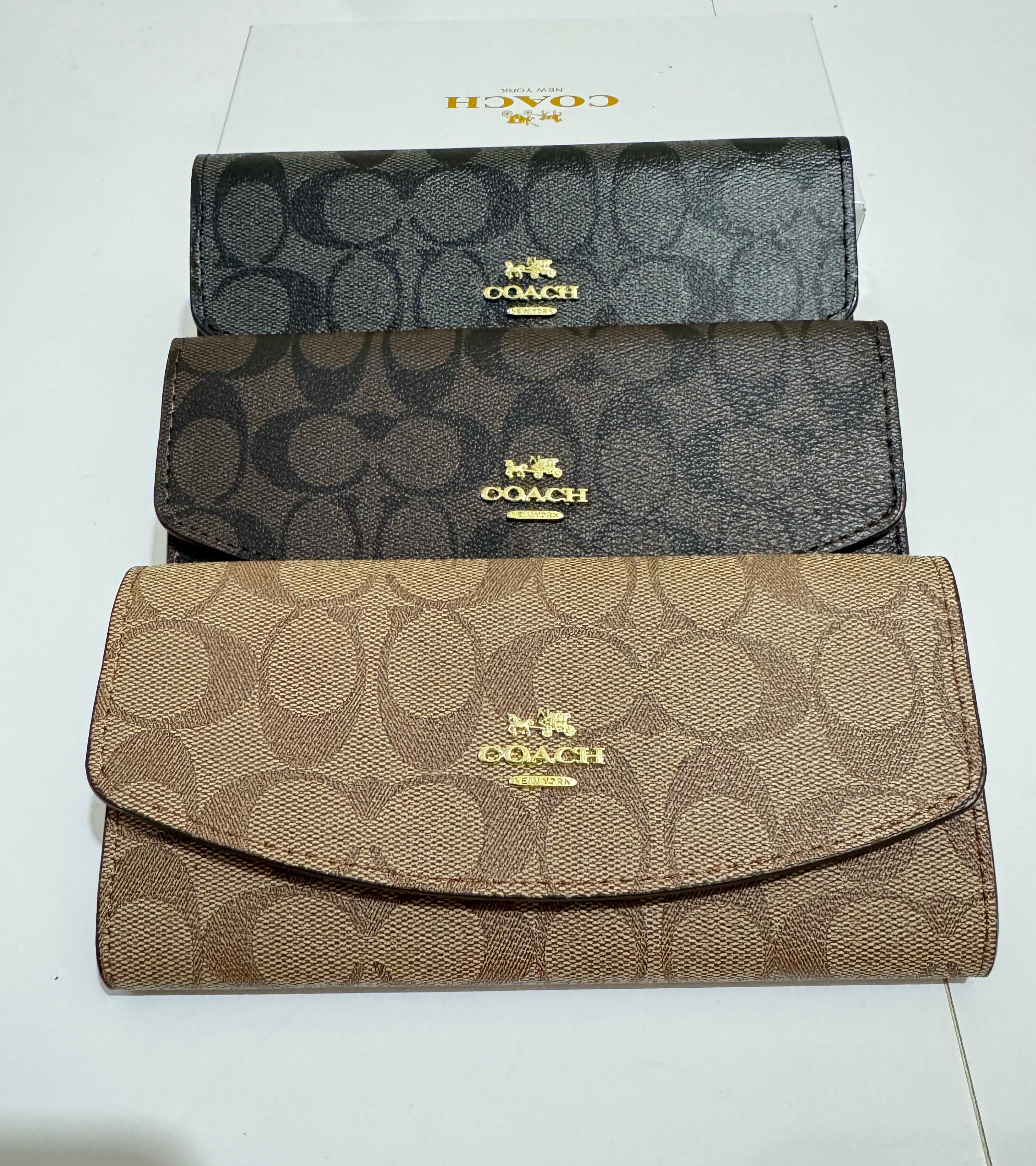 Dompet Coach